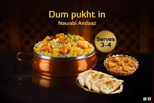 Nawabi Handi Dum Biryani With Veg Curry And Breads Combo (Serves 3-4)