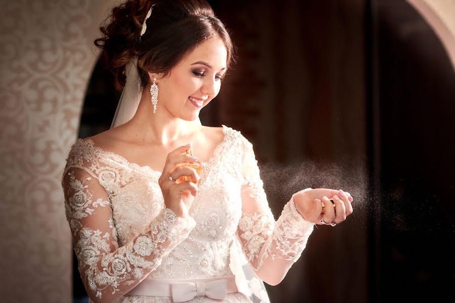 Fotógrafo de casamento Roman Godovanyuk (godra). Foto de 9 de março 2018