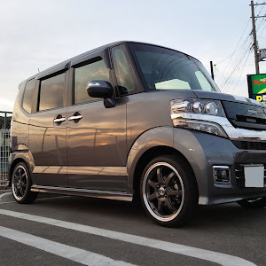 Nボックスカスタム