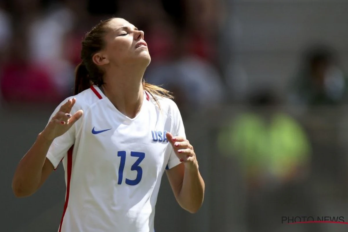 Frankrijk ontploft meteen, want Alex Morgan is geland