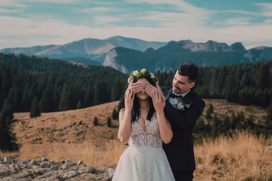 Fotografo di matrimoni Georgiana Tanase (georgianatanase). Foto del 2 novembre 2018