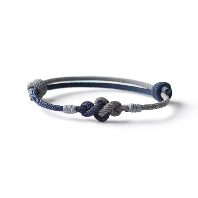 Eenvoudige handgeweven Ruyi-knoop draagriem met kleurmatching. Draag uw spullen comfortabel en stijlvol. Perfect voor dagelijks gebruik en gemakkelijk te combineren.