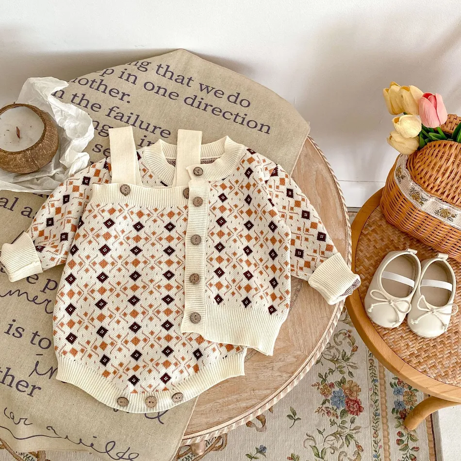 Combinaison Romper Tricot Jacquard Rhombus avec Bretelles, Costume Chic et Confortable pour un Style Moderne et Tendance