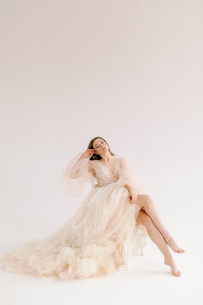 Wedding photographer Evgeniya Lozanova (lozanova). Photo of 14 January 2020