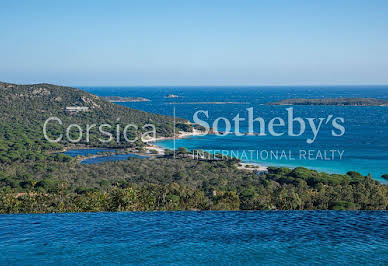 Seaside villa with pool 3