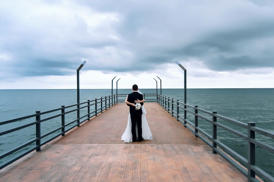 Photographe de mariage Anton Gumil (gumilanton). Photo du 13 septembre 2016