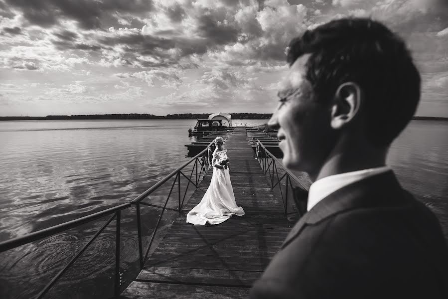 Wedding photographer Yuriy Vasilevskiy (levski). Photo of 21 October 2016