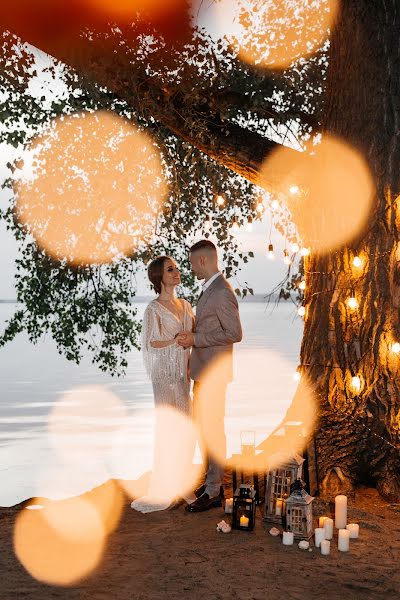 Fotógrafo de bodas Olya Bezhkova (bezhkova). Foto del 21 de julio 2020