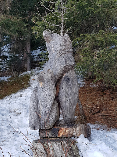 St. Moritz Gli Orsi Intagliati Nel Legno