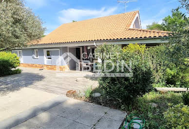 House with pool and terrace 6