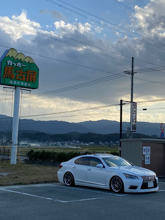 LSのLS後期・フルモデリスタ・梅干し食べてスッパマン・アーッスすんごいこれ🤣・スーパームーンに関するカスタム事例の投稿画像2枚目