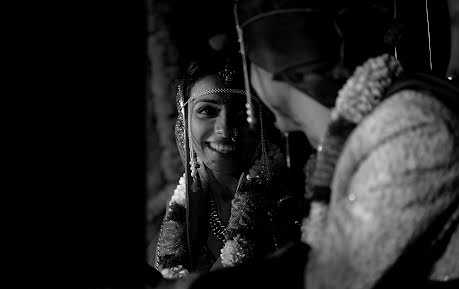 Wedding photographer Rejeesh Rithu (rithuweddings). Photo of 13 April 2019