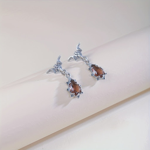 Title 4, Classic Retro Personality Bat Drop-shaped Zirco...