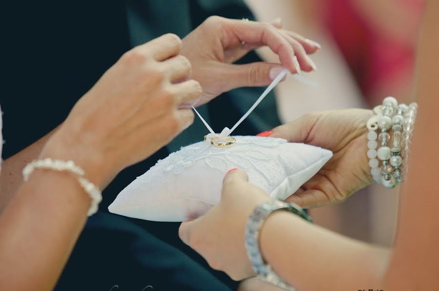 Fotógrafo de casamento Tibor Rosta (rostafoto). Foto de 3 de março 2019