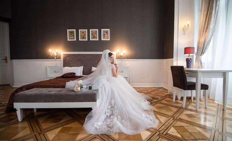 Wedding photographer Lesya Semiyon-Soroka (leo80). Photo of 1 December 2019