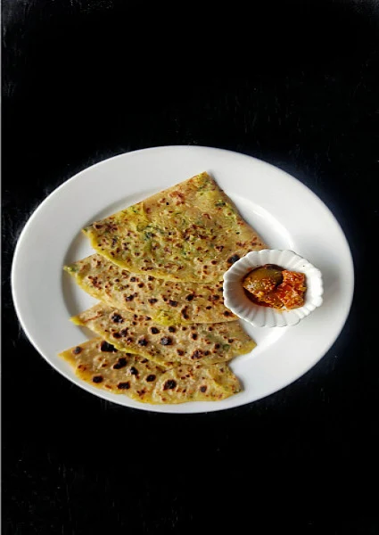 Paneer Tikka Kulcha (Without Onion & Garlic)