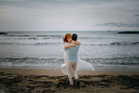 Fotógrafo de casamento Zehra Dinç (141273). Foto de 27 de abril 2020