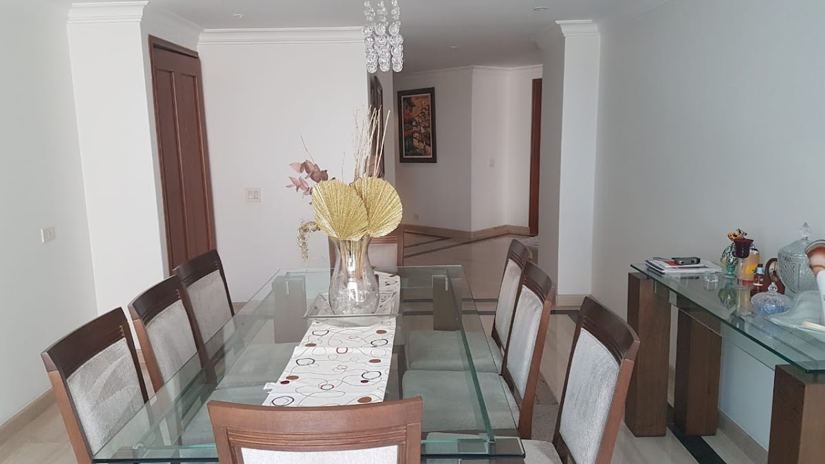 Apartamento En Venta - La Carolina, Bogota