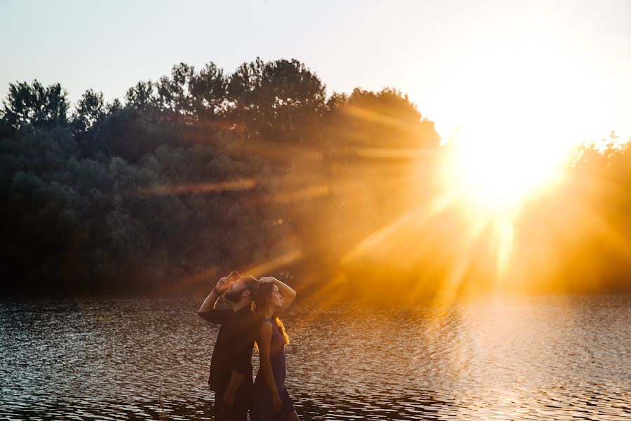 Fotógrafo de casamento Natalya Protopopova (natprotopopova). Foto de 9 de julho 2018