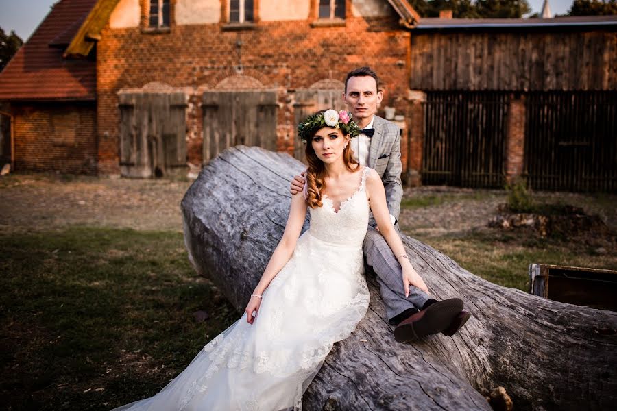 Wedding photographer Krzysztof Brett (krzysztofbrett). Photo of 24 February 2020