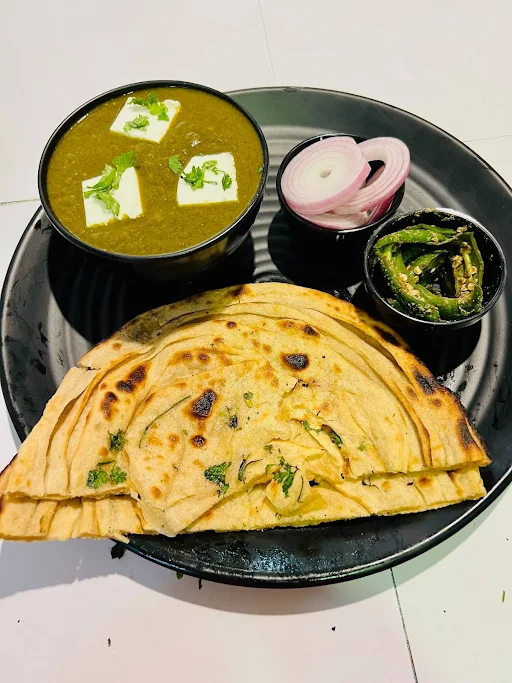 Palak Paneer Paratha Combo