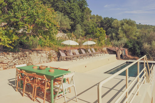 Villa avec piscine et terrasse 4