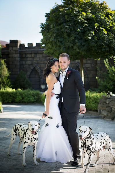 Fotografo di matrimoni Nataliia Goncharova (natagoncharova). Foto del 4 ottobre 2016