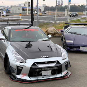 NISSAN GT-R R35