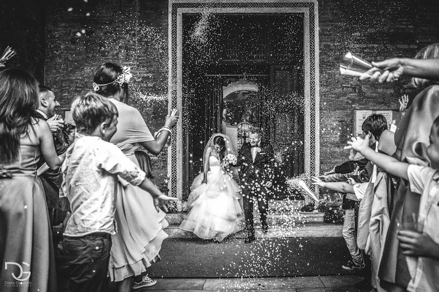 結婚式の写真家Dario Graziani (graziani)。2016 11月28日の写真