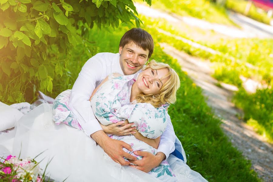 Wedding photographer Igor Litvinov (frostwar). Photo of 19 September 2016