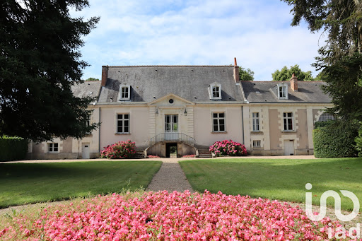 Property with pool 2