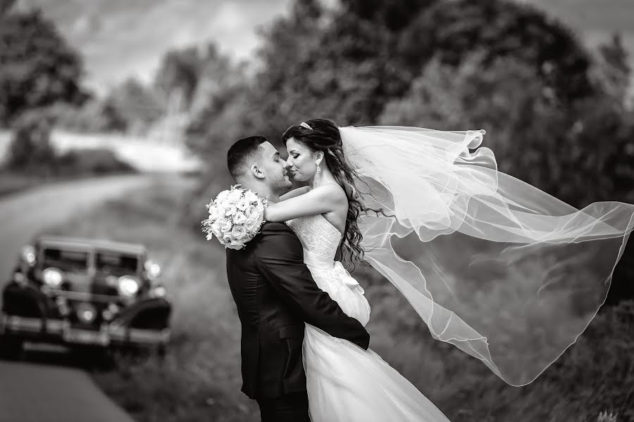 Fotógrafo de casamento Marat Grishin (maratgrishin). Foto de 22 de setembro 2017