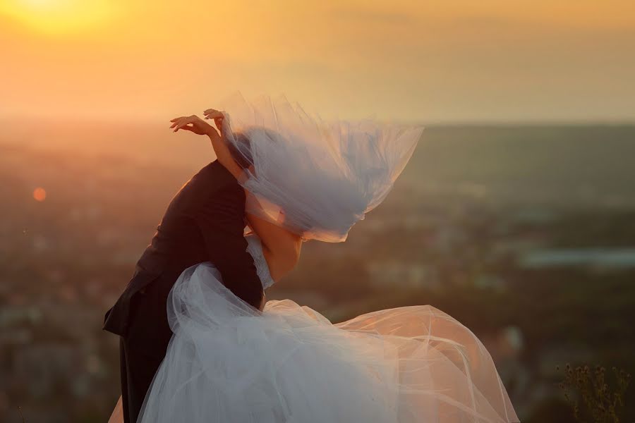 Fotografo di matrimoni Taras Mizak (berlinwed). Foto del 16 febbraio