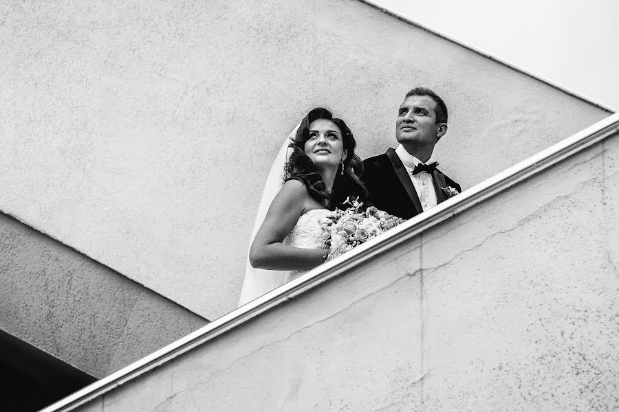 Fotografo di matrimoni Georgian Malinetescu (malinetescu). Foto del 29 ottobre 2017