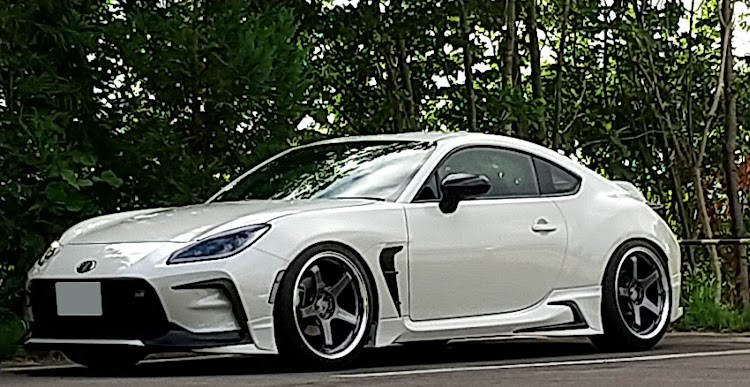 GR86のアドバンレーシングGT BEYONDに関するカスタム事例の投稿画像1枚目