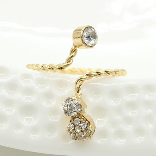 Title 5, Rhinestone Starfish Flower Joint Ring Opening A...