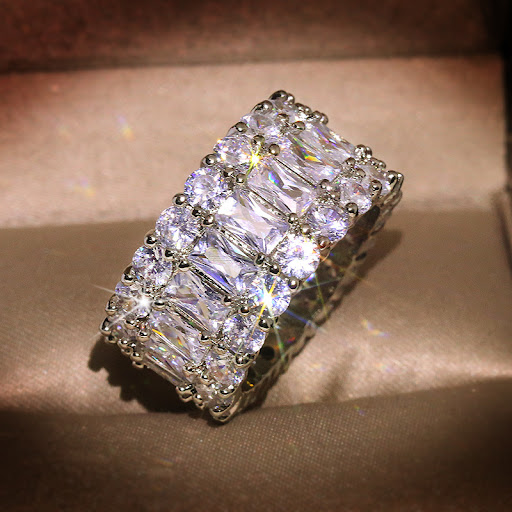 Title 4, Ring met zirkonia stenen voor dames, een elegan...