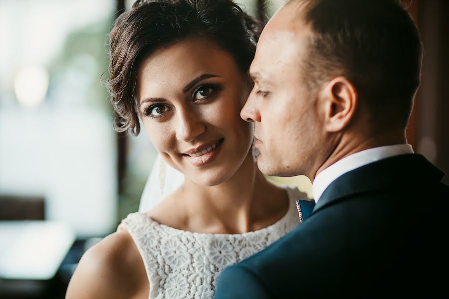 Fotógrafo de casamento Dmitriy Romanov (dmitriyromanov). Foto de 9 de fevereiro 2018