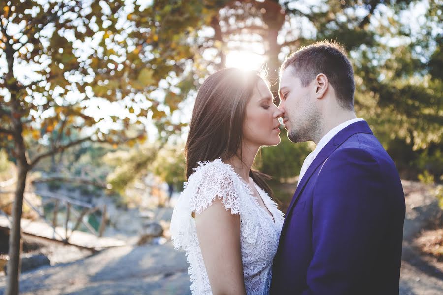 Fotografo di matrimoni Thanasis Valchos (nasvalchos). Foto del 15 marzo 2021