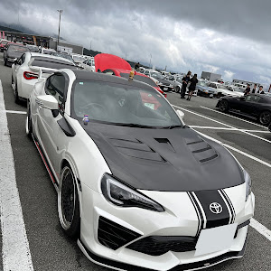 86