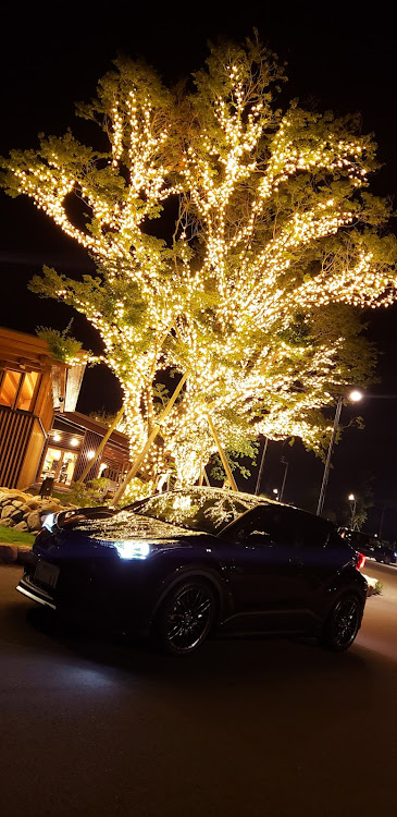 C-HRのレッドメモリー・車高調整・タイヤ交換・CH-Rに関するカスタム事例の投稿画像2枚目