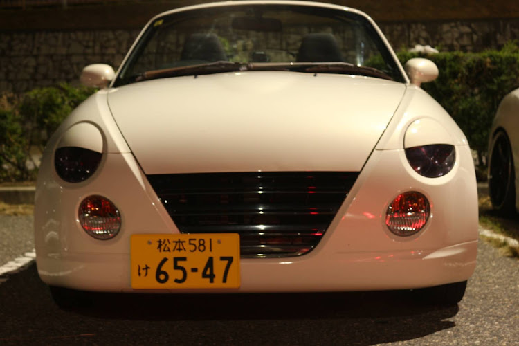 コペンの真正面ショット・2月もよろしくお願いしますに関するカスタム事例の投稿画像1枚目