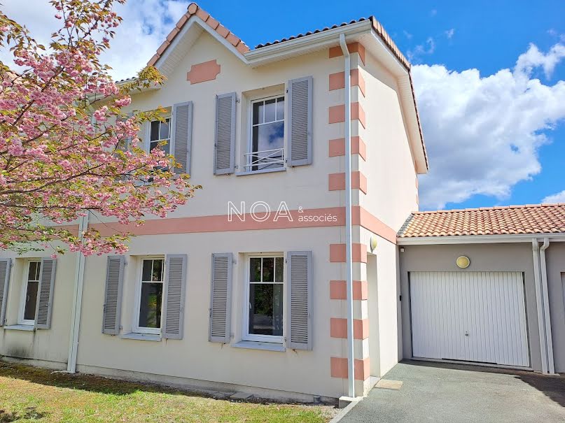 Vente maison 4 pièces 78 m² à Ares (33740), 348 400 €