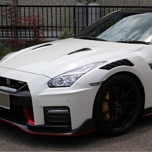 NISSAN GT-R R35