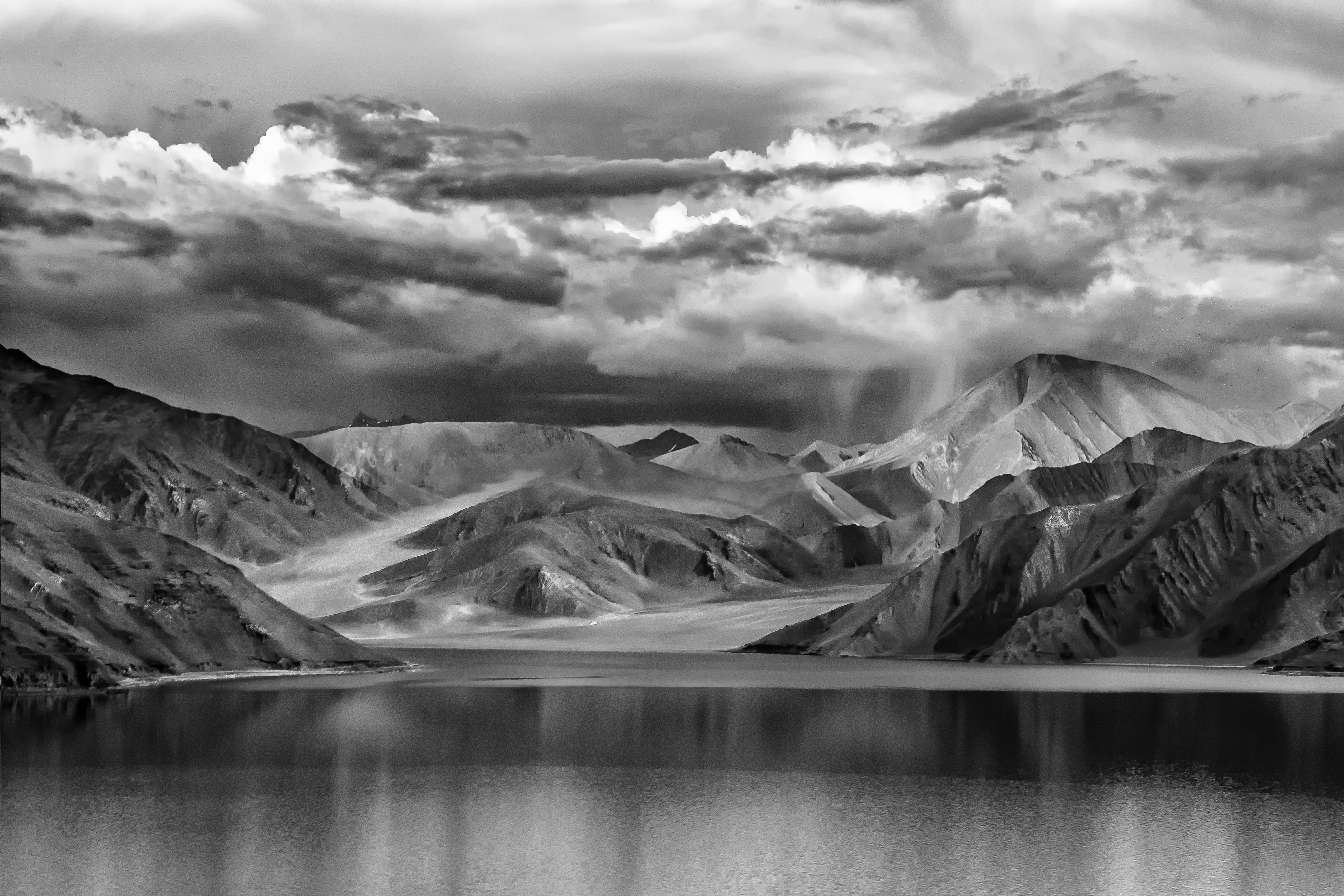 Himalaya - Lago Pangong di tonino_de_rubeis