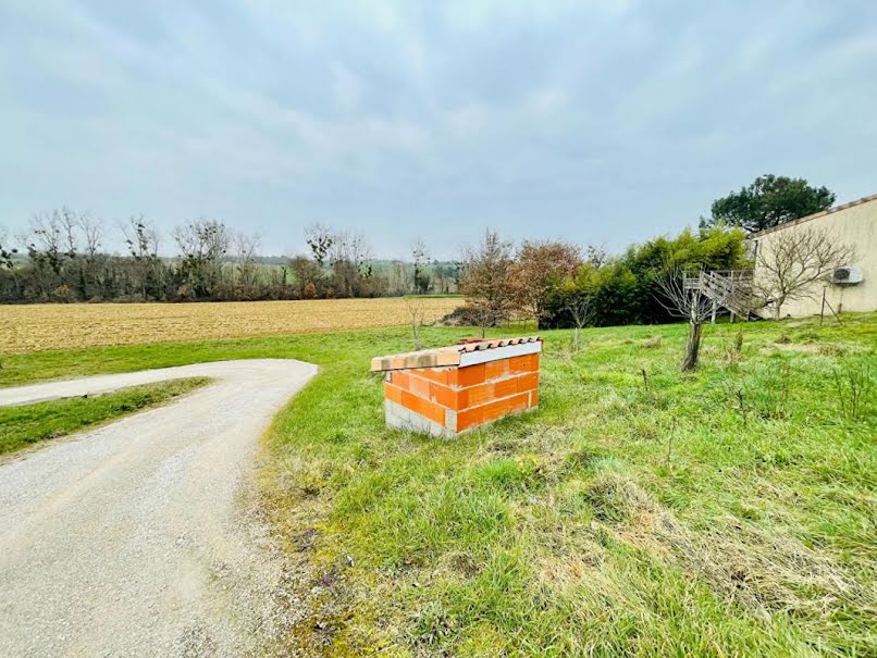 Vente terrain  800 m² à Saint-Nauphary (82370), 75 000 €