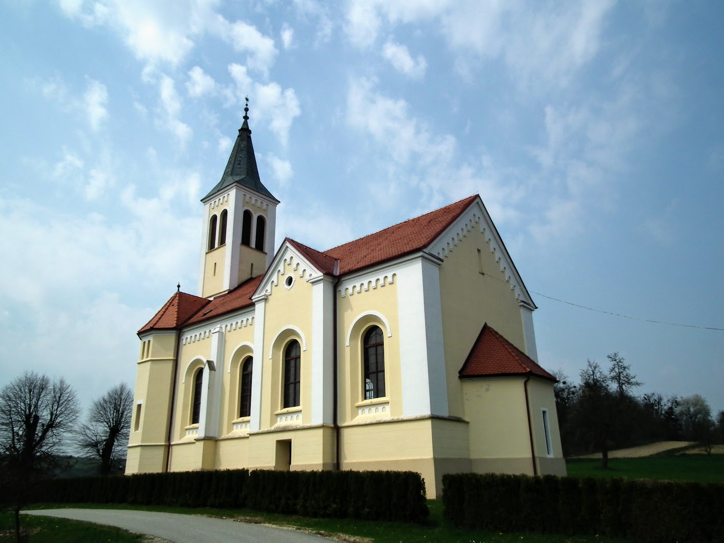 Domanjševci (Domonkosfa) -  evangeličanska cerkev (evangélikus templom)