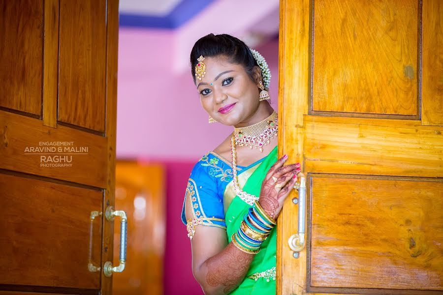 Fotógrafo de casamento Raghunathan Raghu (raghustills7d). Foto de 9 de dezembro 2020