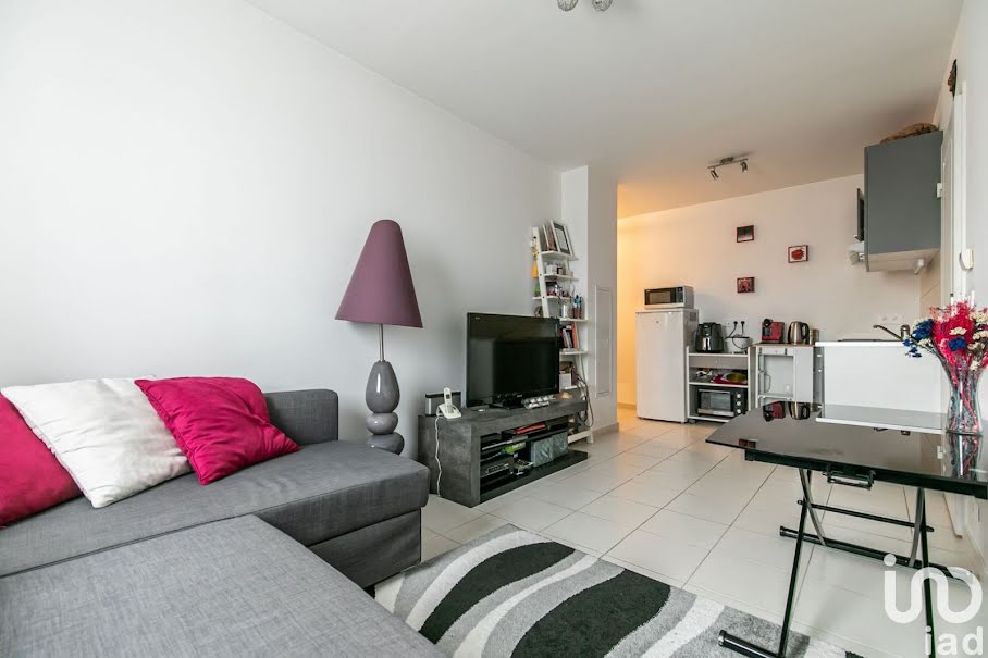 Vente appartement 2 pièces 38 m² à Rosny-sous-Bois (93110), 209 800 €