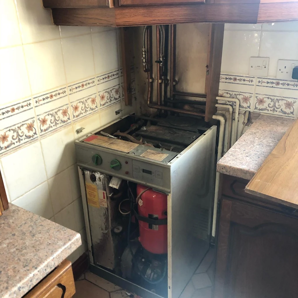 Old Worcester Combi removed